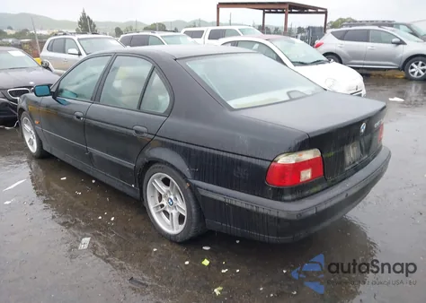 2000 BMW 540Ia z USA, uszkodzony, nr VIN WBADN6340YGM68864